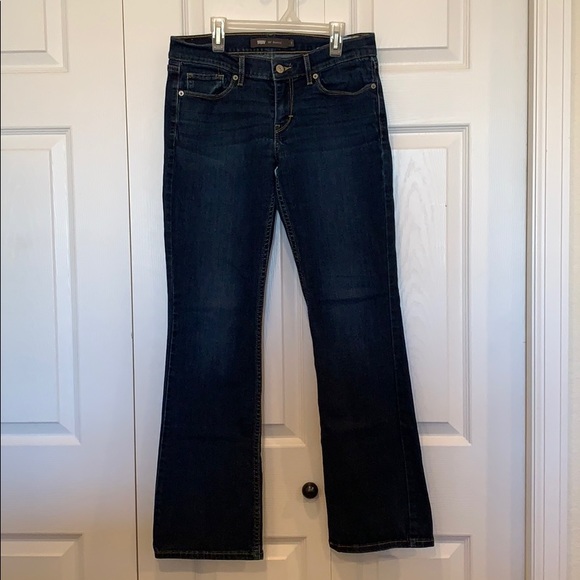 Levi's 524 bootcut size 7 Clearance